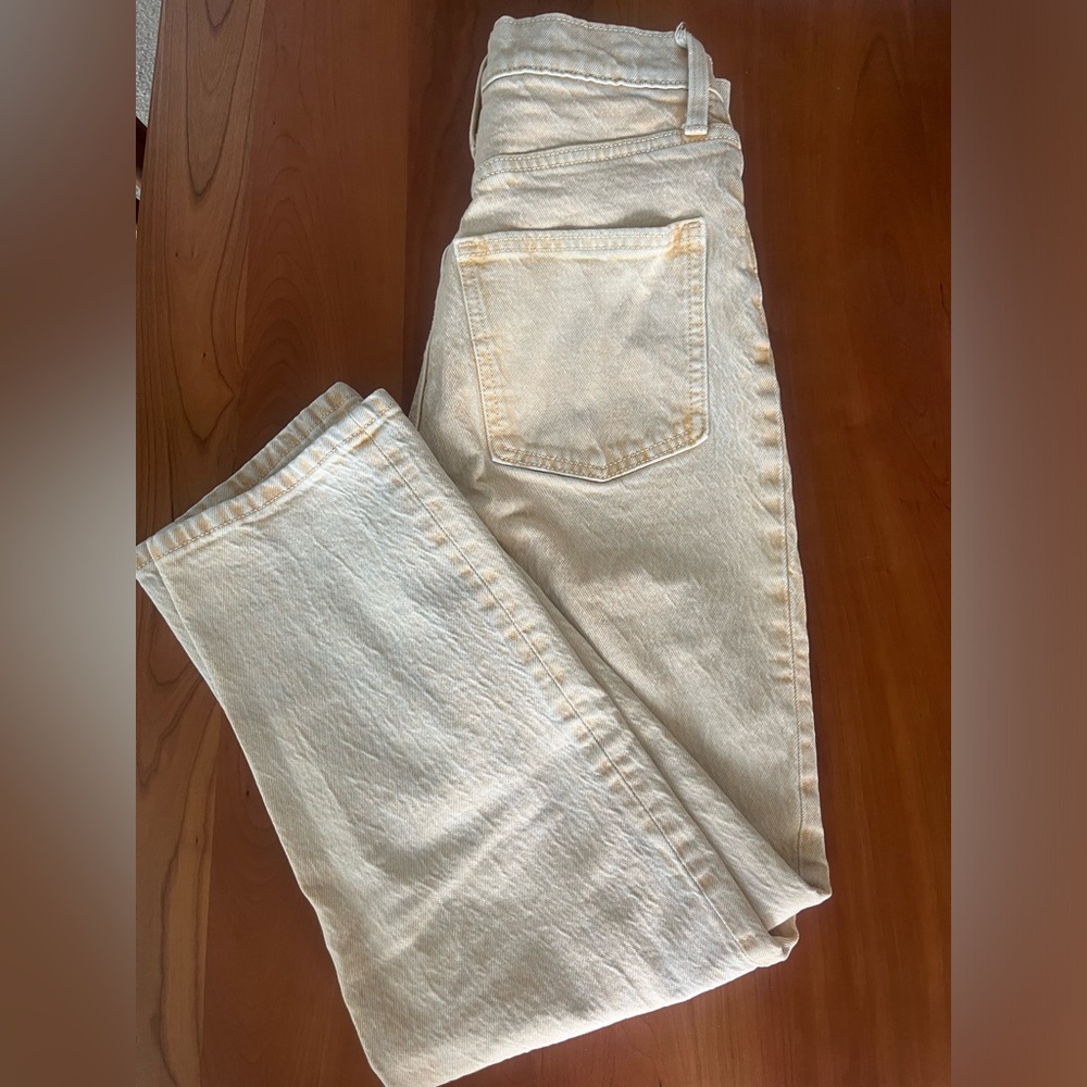 Universal Thread Vintage Straight Jeans in Light Orange